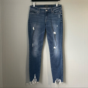 Lucky Brand Poor Lolita super skinny size 6 chewed hem slightly distressed